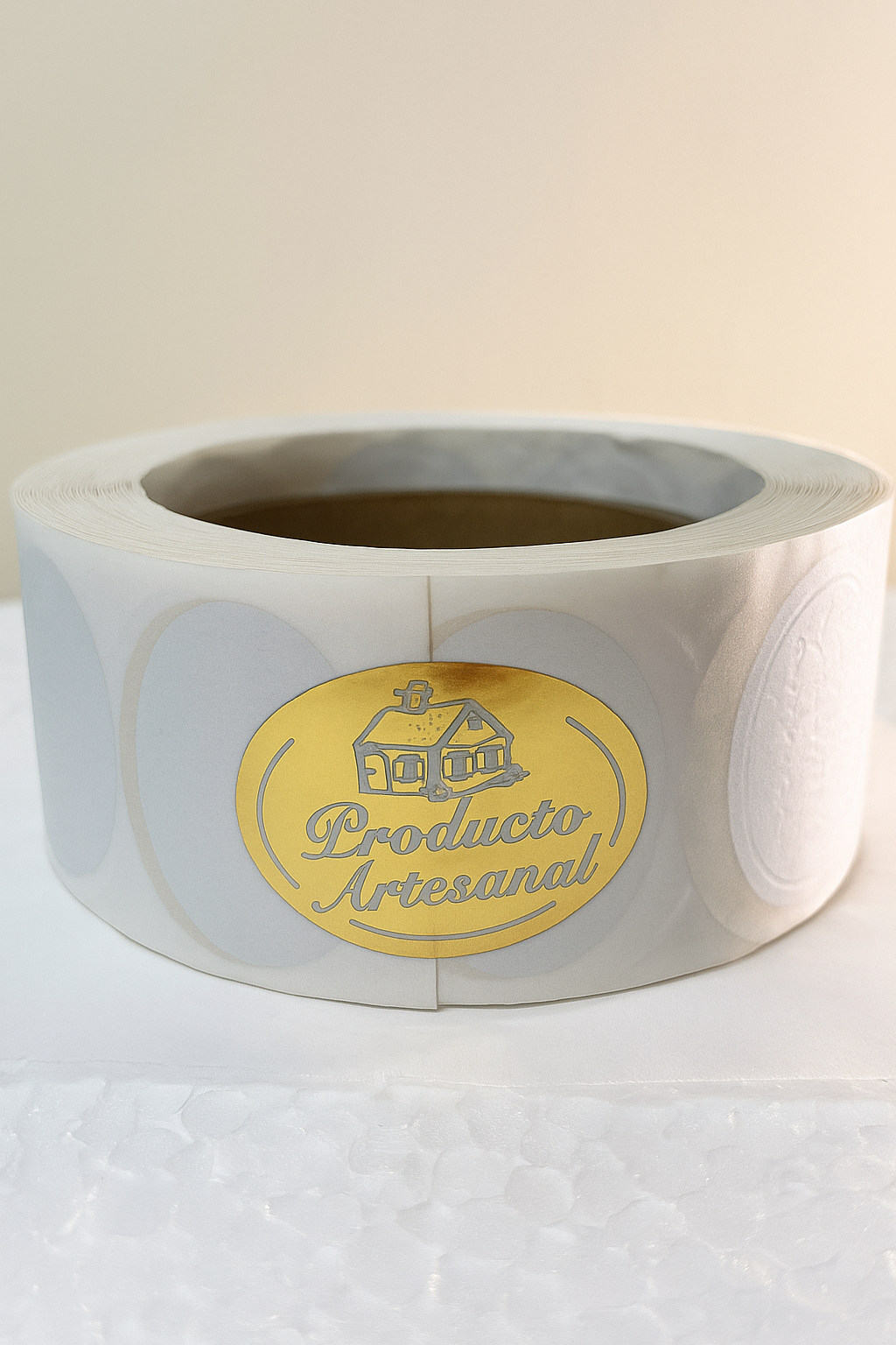 Sticker o etiqueta producto artesanal  rollo 1.000 unidades