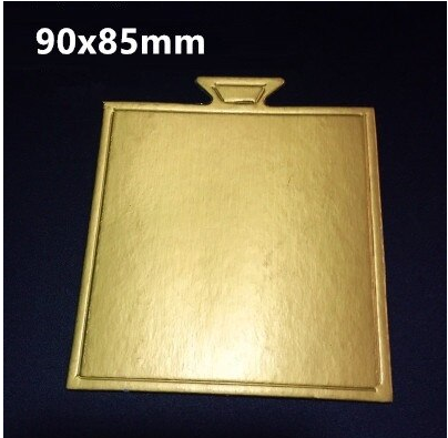 Base de carton dorada  cuadrada mini 9 cm 100 unidades