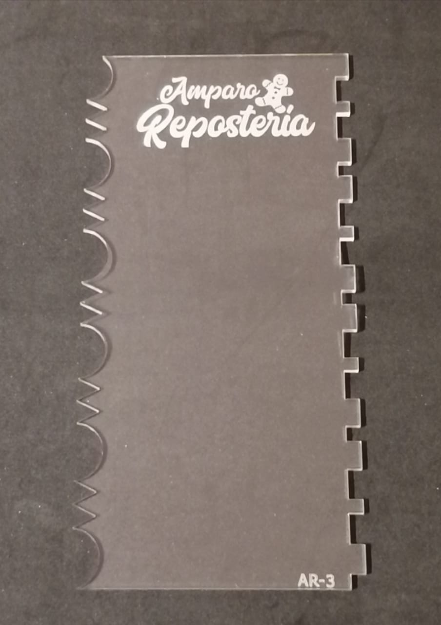 Scraper diseño striped cake N°3