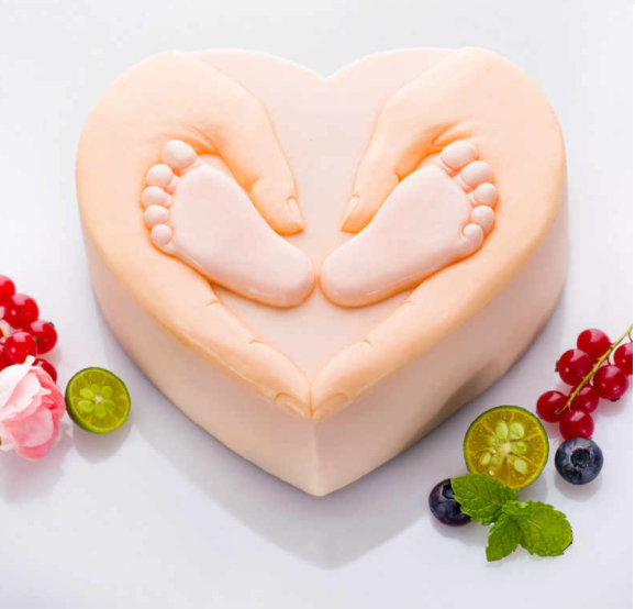 Molde de silicona corazon pies de bebe