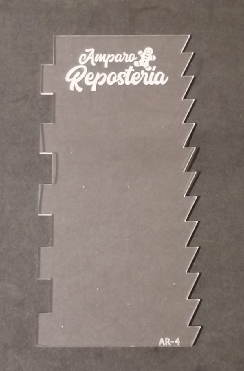 Scraper diseño striped cake N°4