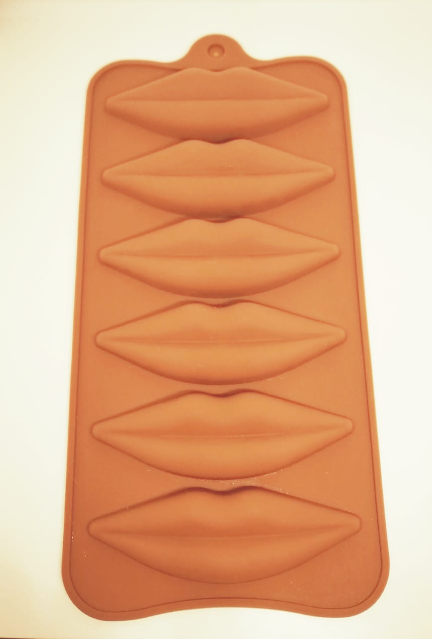 Molde de silicona para chocolate kiss me