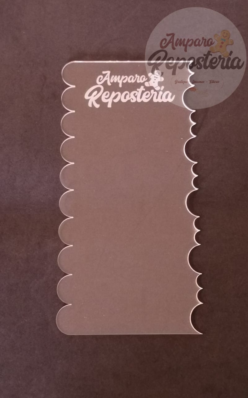 Scraper diseño striped cake N°8