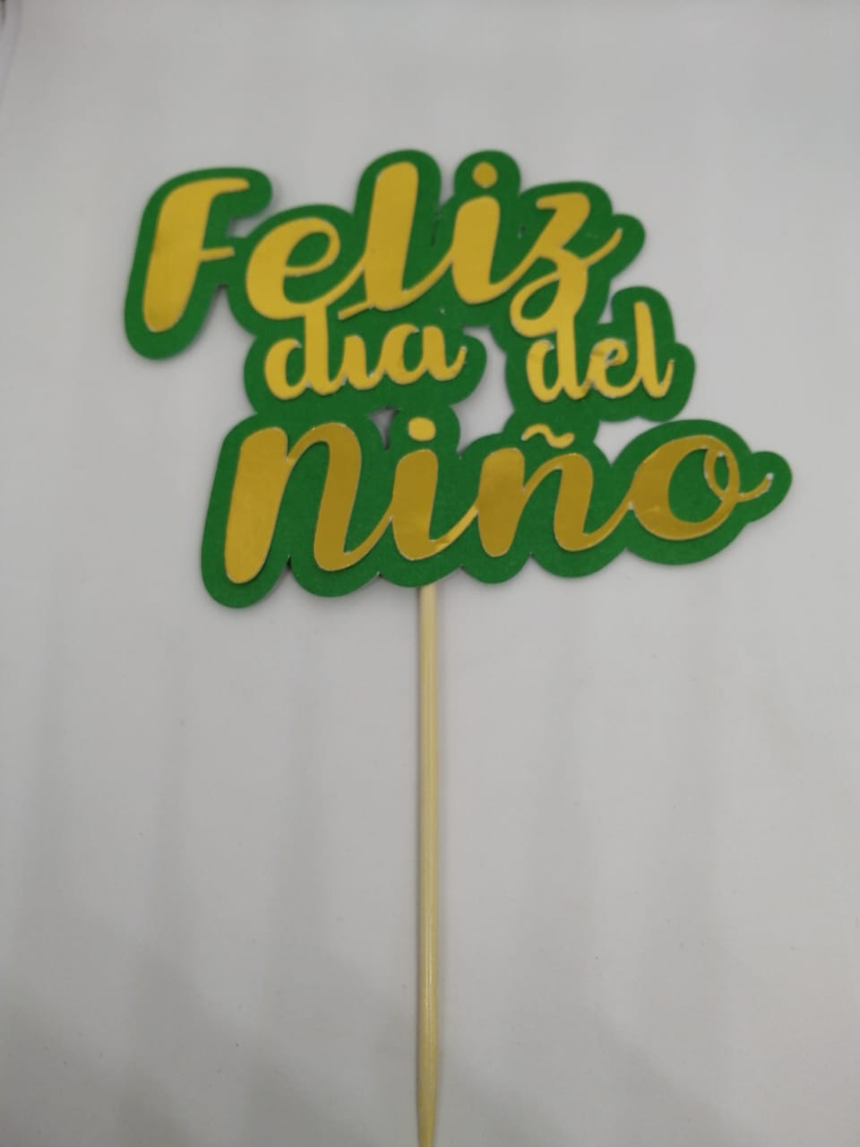 Cake topper feliz dia del niño fondo verde
