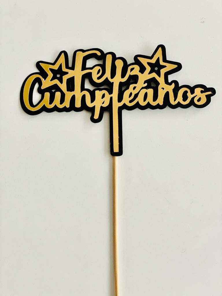 Cake topper feliz cumpleaños fondo negro estrellas
