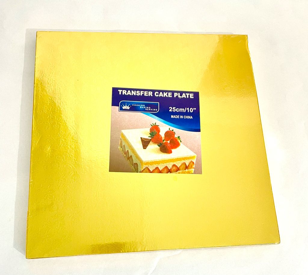 Base de plumavit para torta 25 cm cuadrada dorada unidad