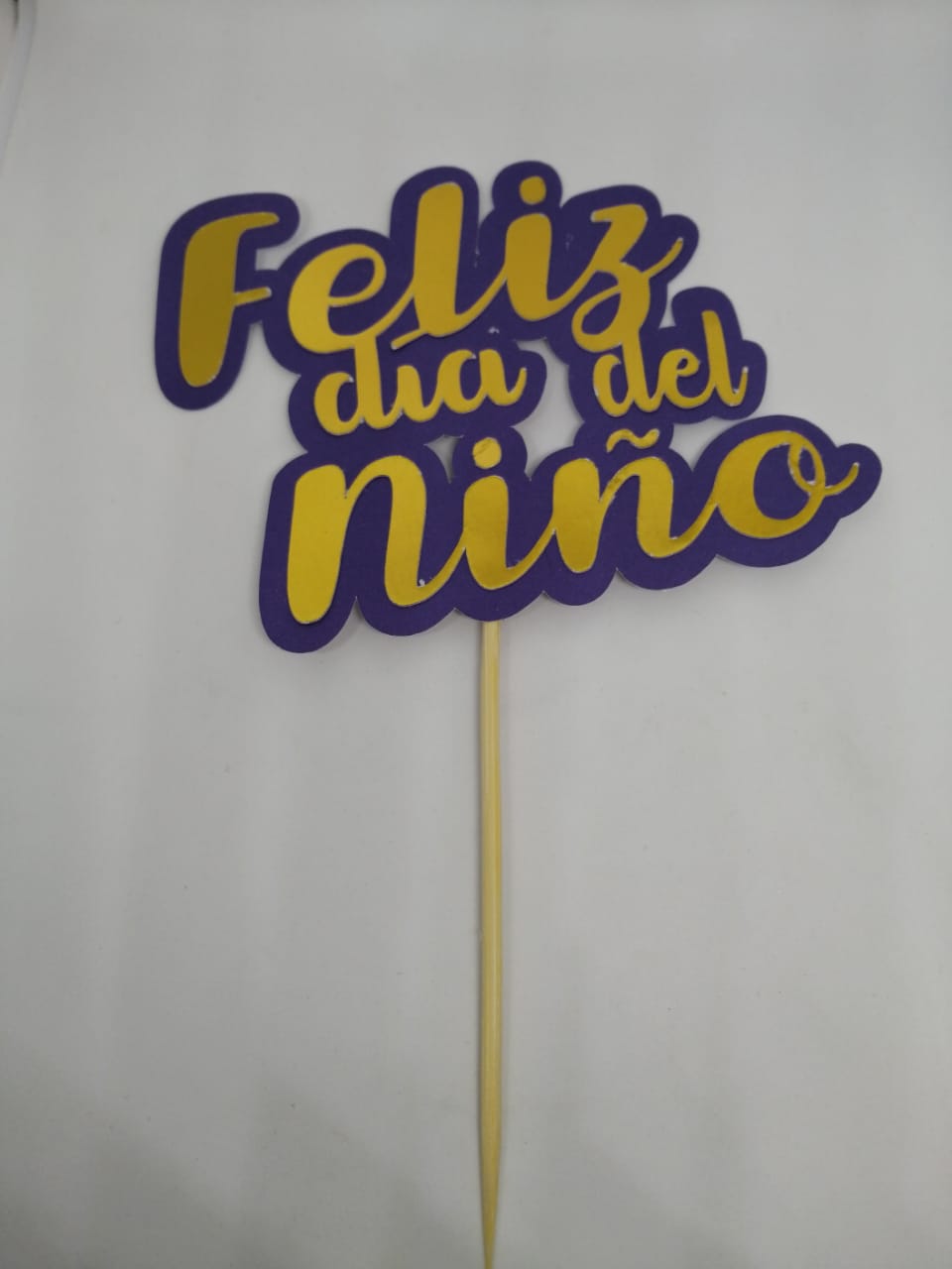 Cake topper feliz dia del niño fondo morado